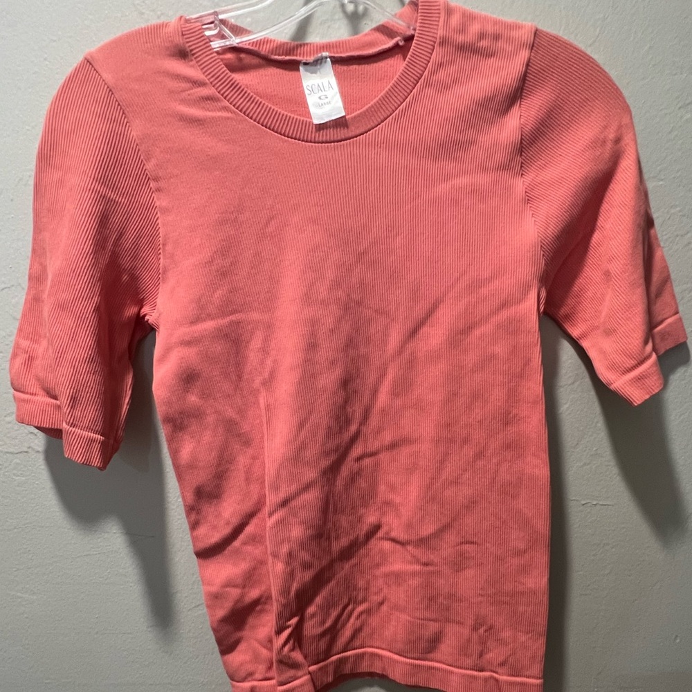 Lg-Coral top NWT by Scala boutique Quero Mereco Preciso